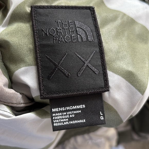 Kaws north face pants - Picture 2 of 2